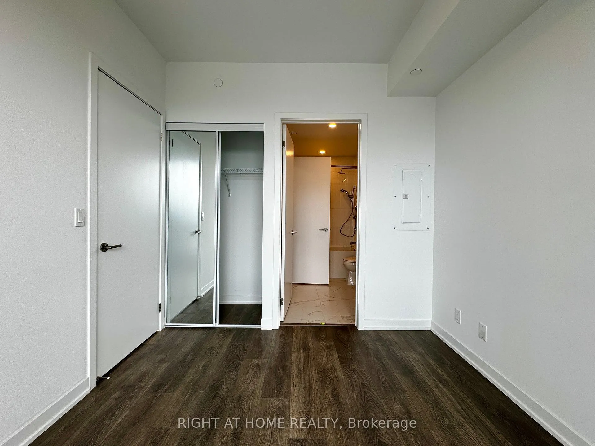 Photo 13 of Unit 2110, 7950 Bathurst Street, Vaughan, Beverley Glen — HOMEH