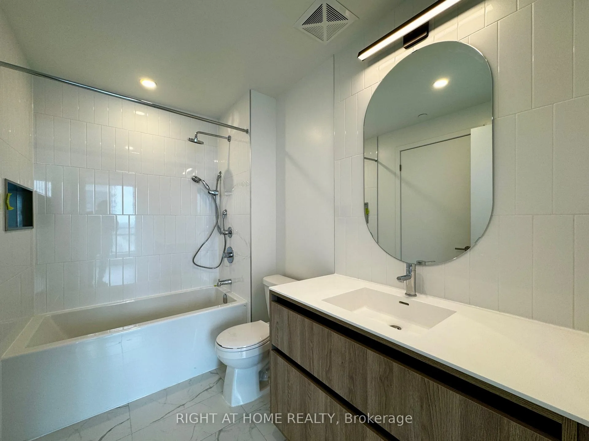 Photo 14 of Unit 2110, 7950 Bathurst Street, Vaughan, Beverley Glen — HOMEH