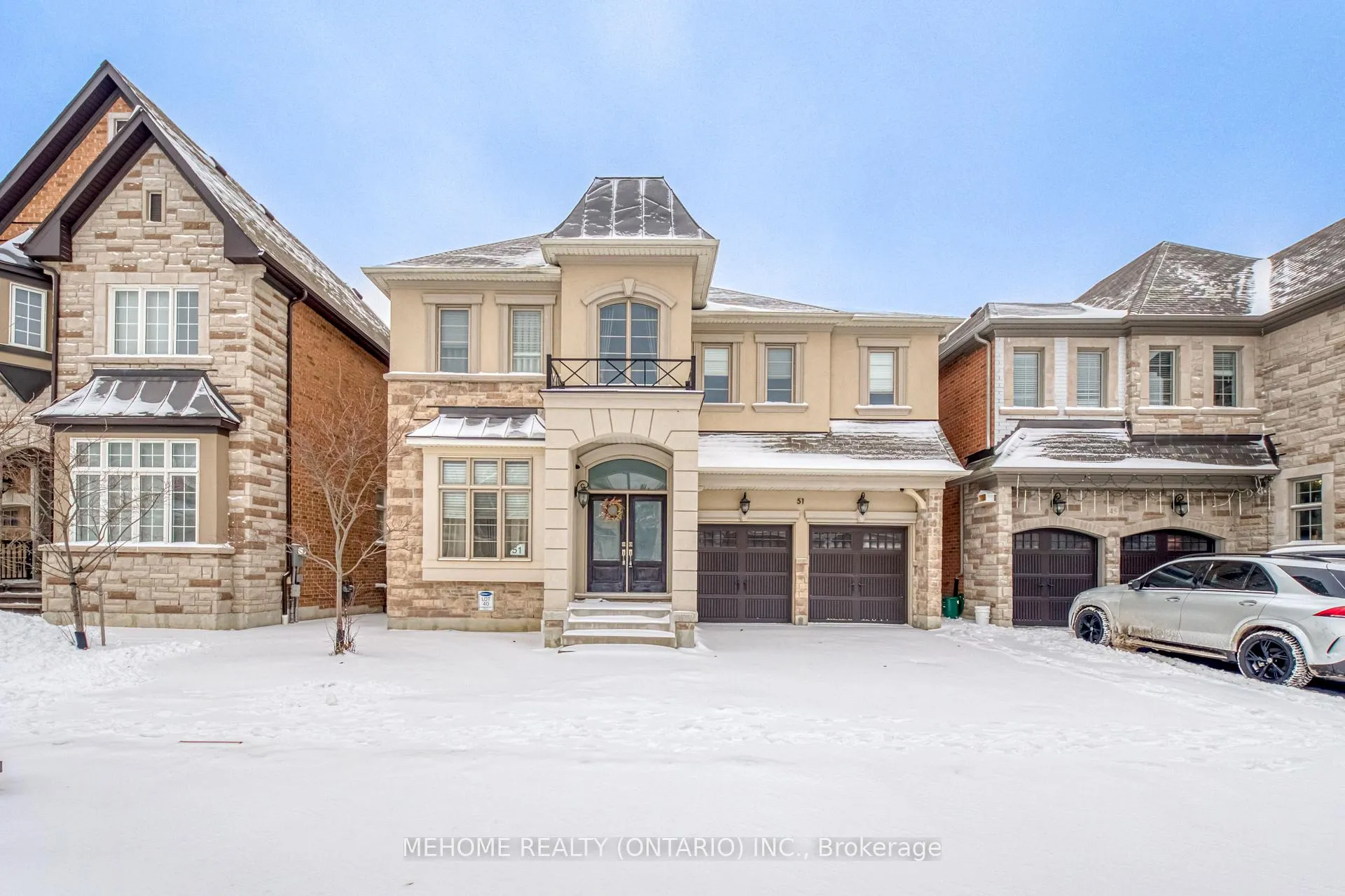 Photo 1 of 51 Bridgepointe Court, Aurora, Rural Aurora — HOMEH