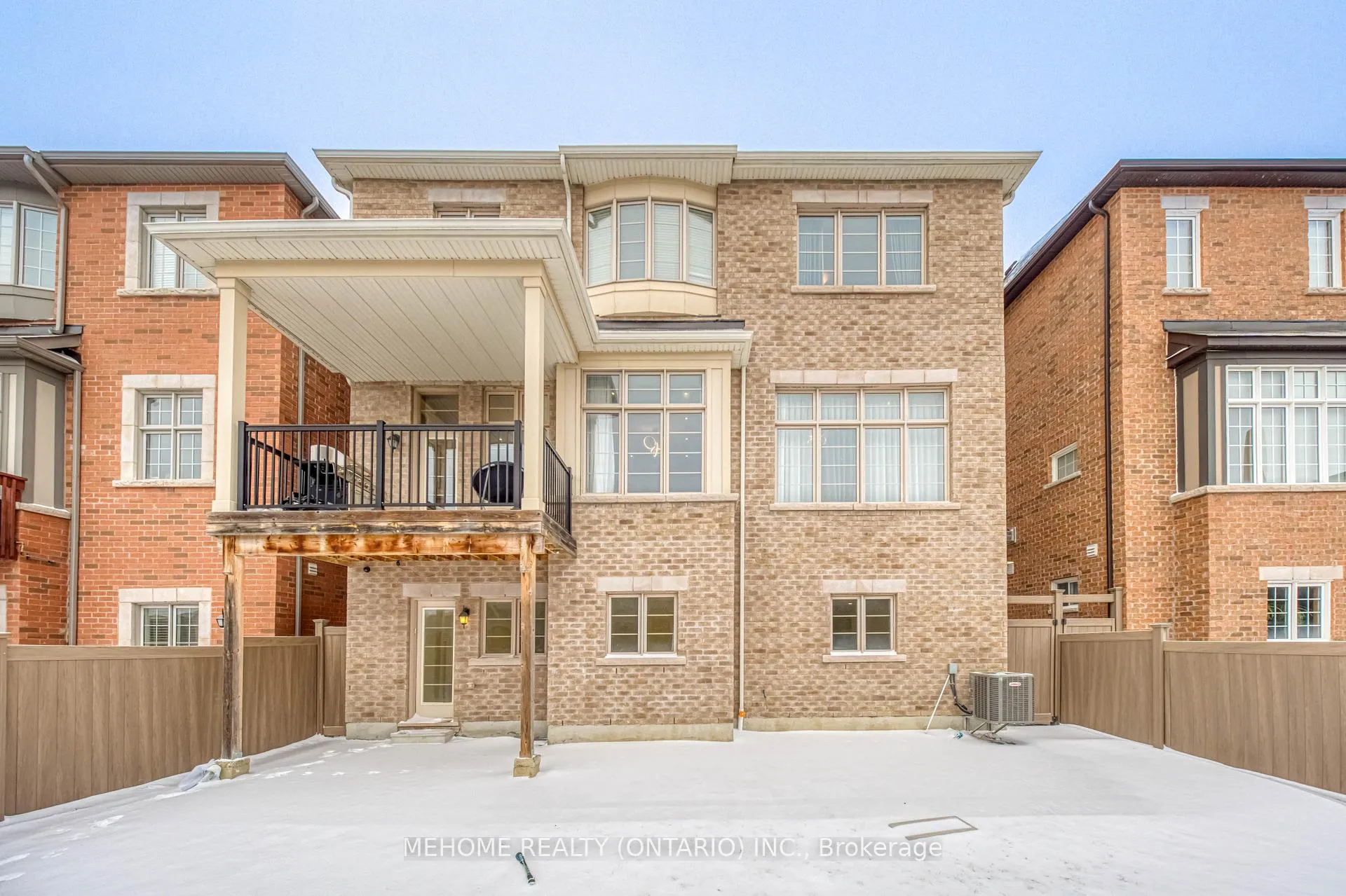 Photo 42 of 51 Bridgepointe Court, Aurora, Rural Aurora — HOMEH