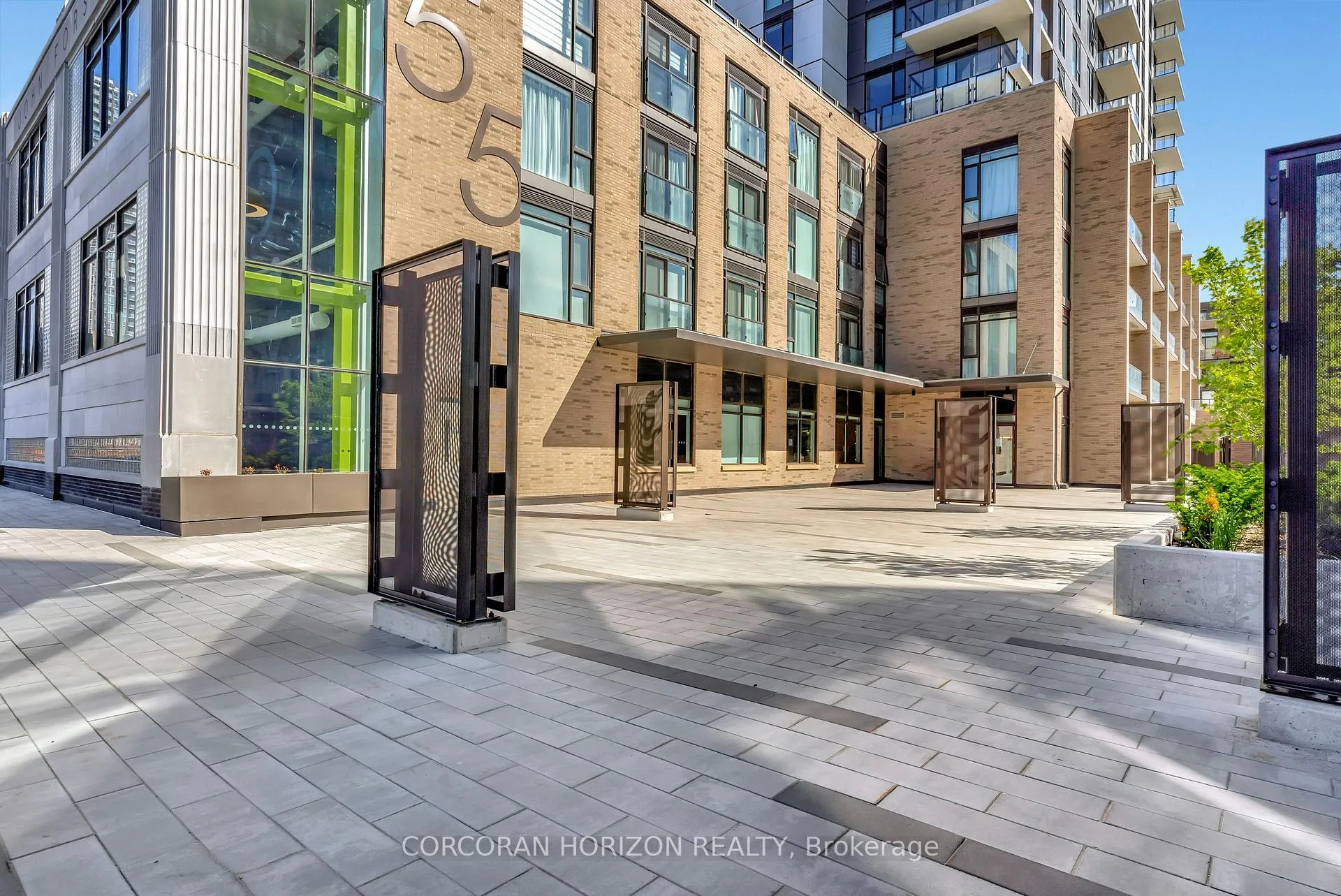 Photo 3 of Unit 1301, 55 Duke Street W, Kitchener — HOMEH