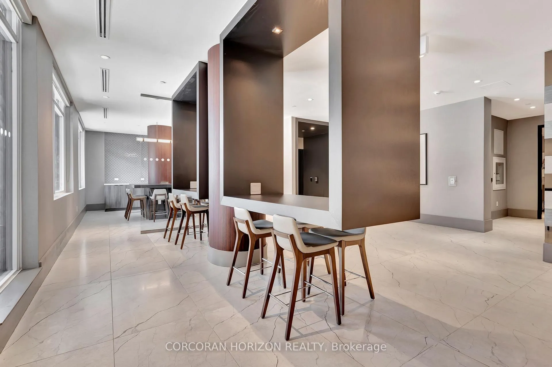 Photo 6 of Unit 1301, 55 Duke Street W, Kitchener — HOMEH