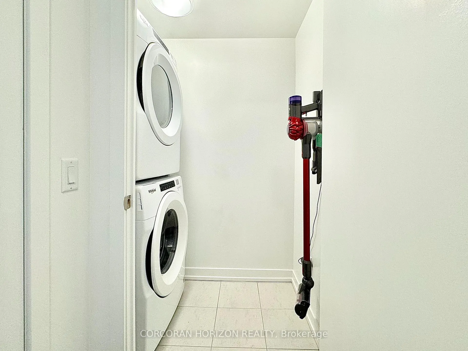 Photo 25 of Unit 1301, 55 Duke Street W, Kitchener — HOMEH