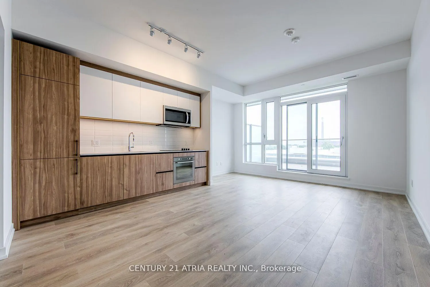 Photo 9 of Unit 705, 150 Logan Avenue, Toronto, South Riverdale — HOMEH