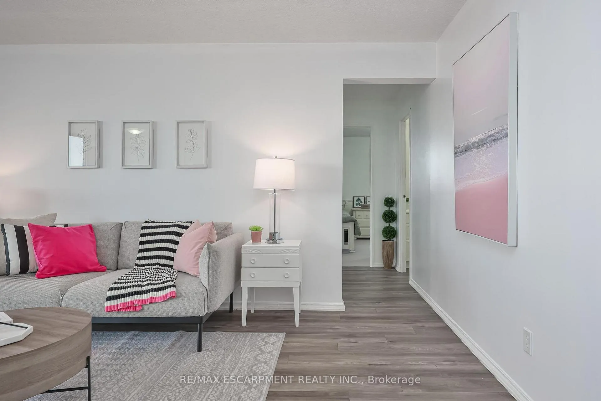 Photo 13 of Unit 1706, 375 King Street N, Kitchener — HOMEH