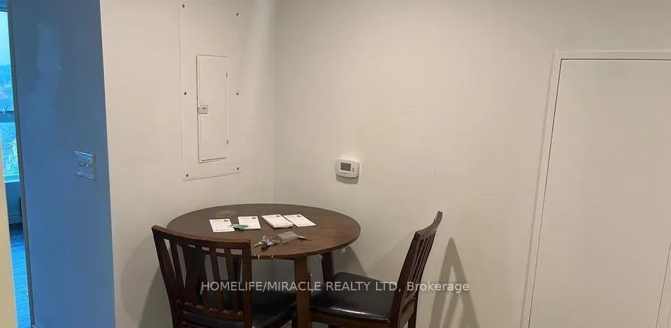 Photo 6 of Unit 903, 158 King Street N, Waterloo — HOMEH