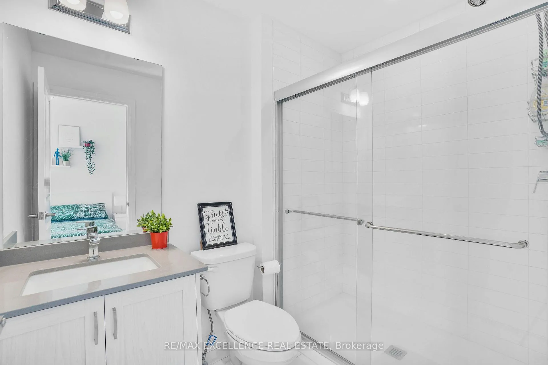 Photo 12 of Unit 8, 575 Woodward Ave, Hamilton, Parkview — HOMEH