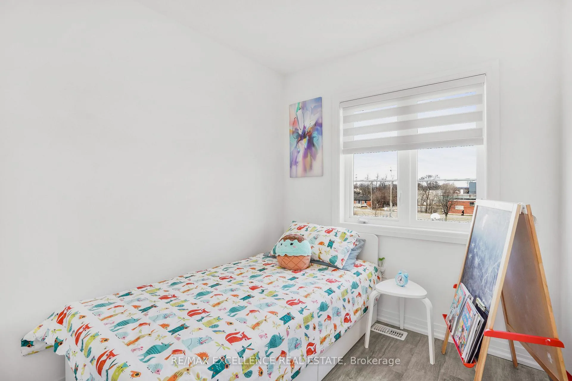Photo 13 of Unit 8, 575 Woodward Ave, Hamilton, Parkview — HOMEH