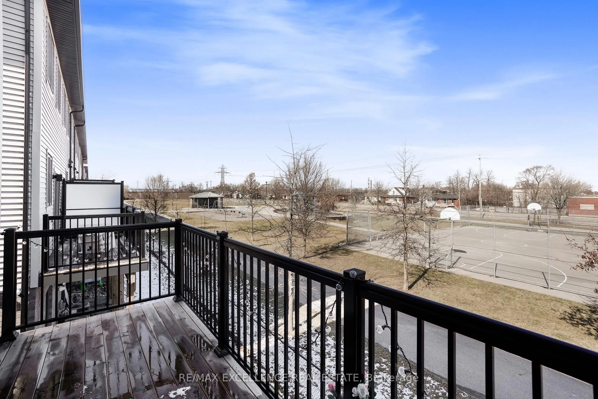 Photo 15 of Unit 8, 575 Woodward Ave, Hamilton, Parkview — HOMEH