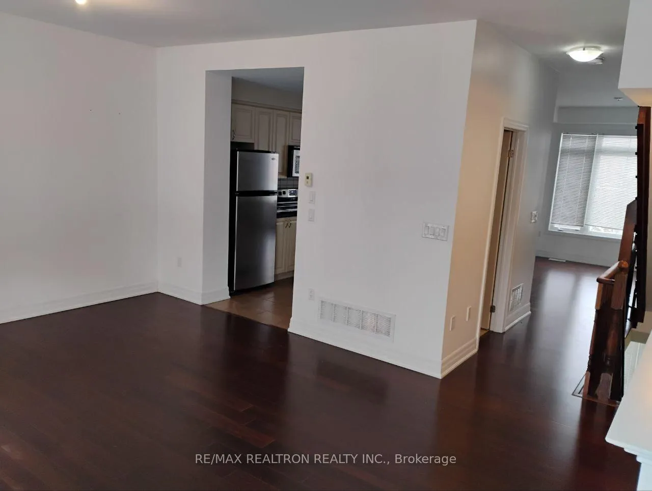 Photo 11 of 51 Beverley Glen Boulevard, Vaughan, Beverley Glen — HOMEH