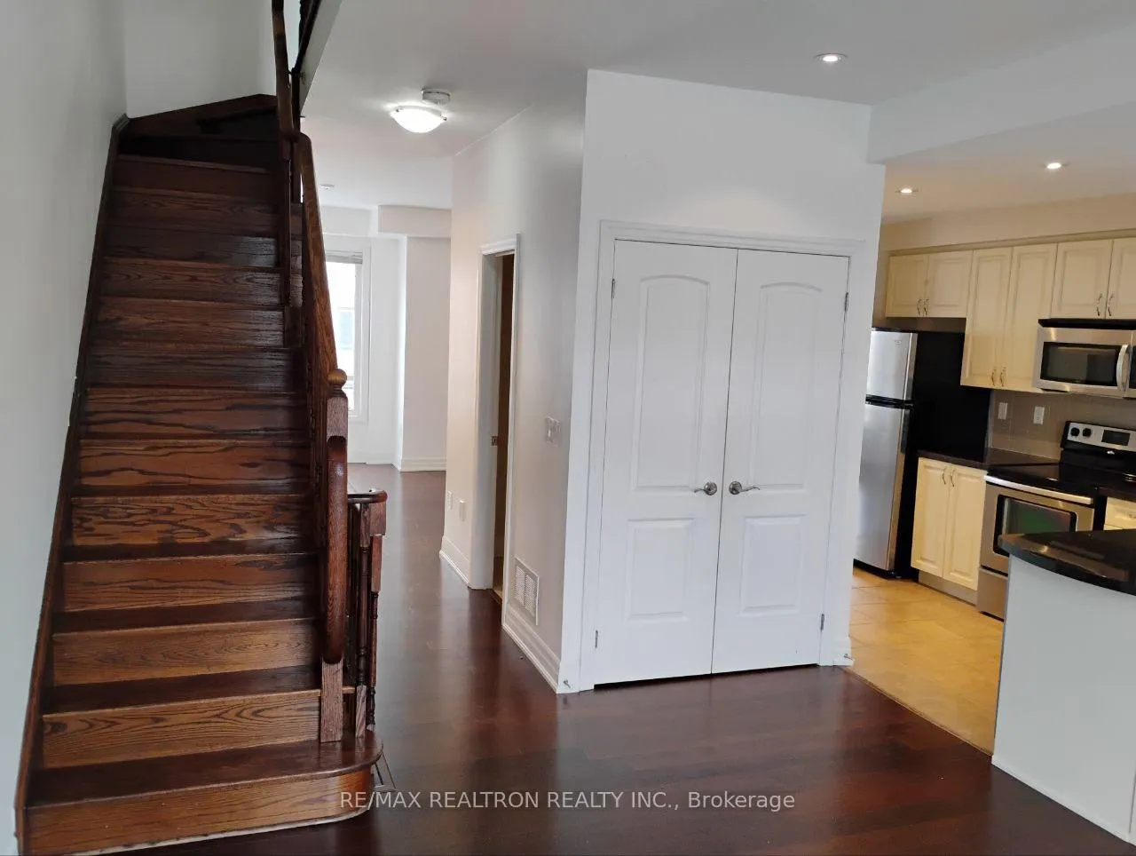 Photo 15 of 51 Beverley Glen Boulevard, Vaughan, Beverley Glen — HOMEH