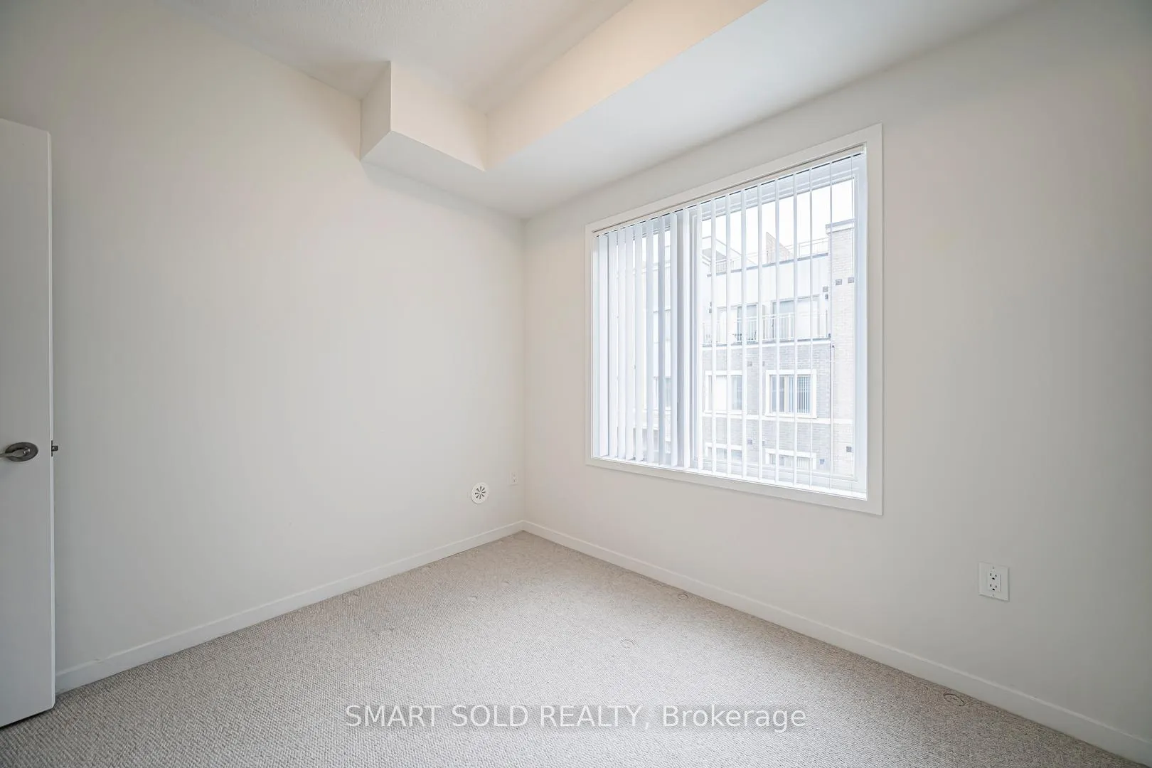 Photo 15 of Unit 239, 121 Honeycrisp Crescent, Vaughan, Vaughan Corporate Centre — HOMEH