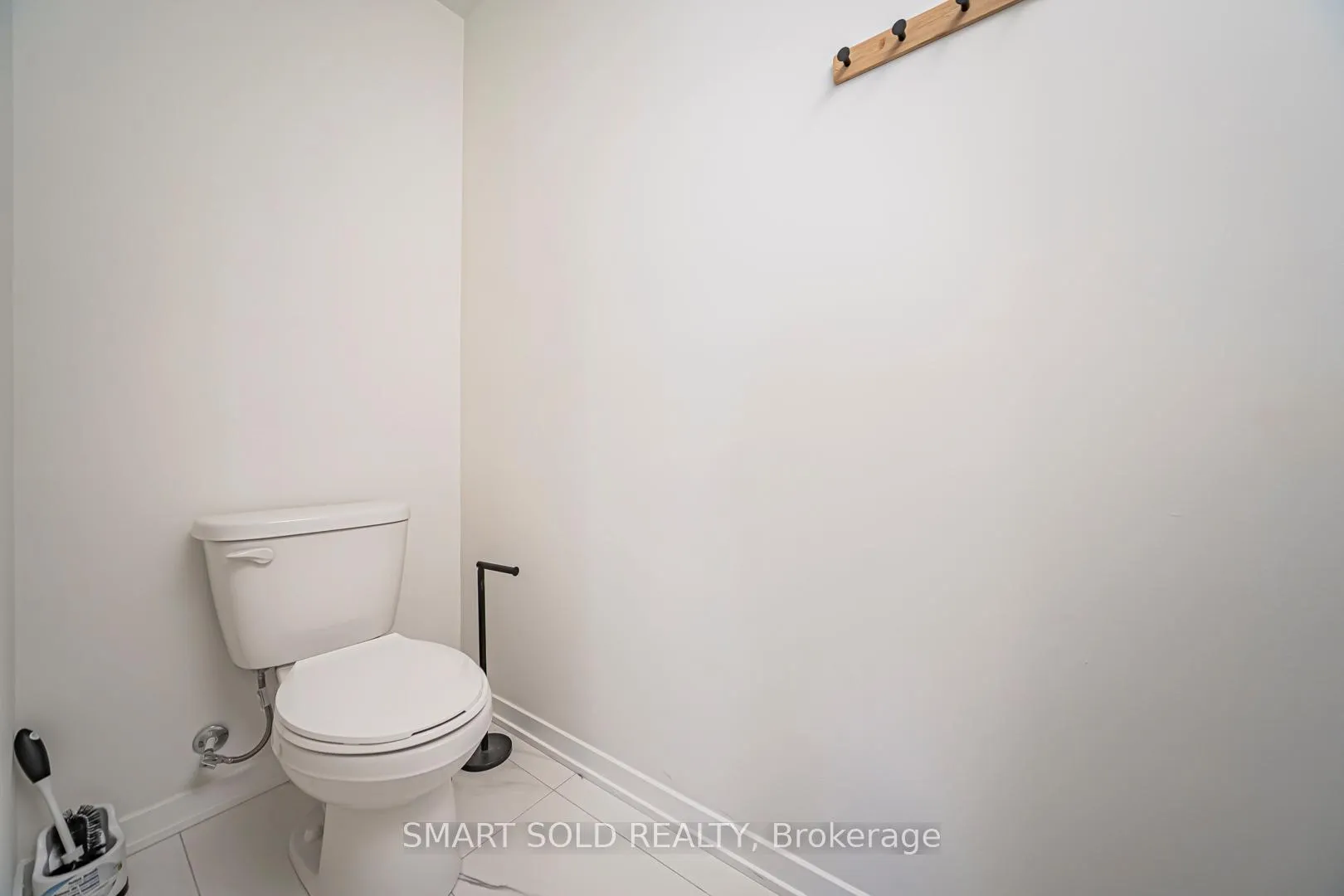 Photo 16 of Unit 239, 121 Honeycrisp Crescent, Vaughan, Vaughan Corporate Centre — HOMEH