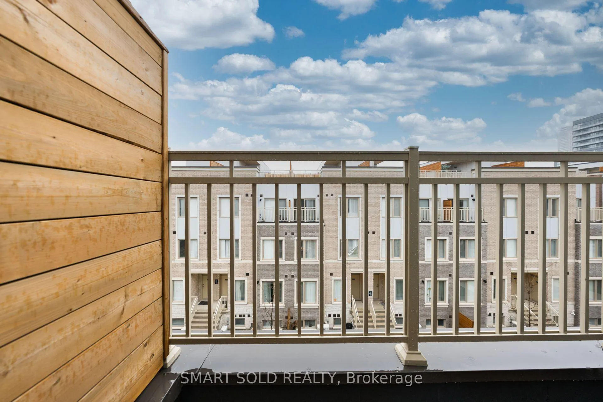 Photo 24 of Unit 239, 121 Honeycrisp Crescent, Vaughan, Vaughan Corporate Centre — HOMEH