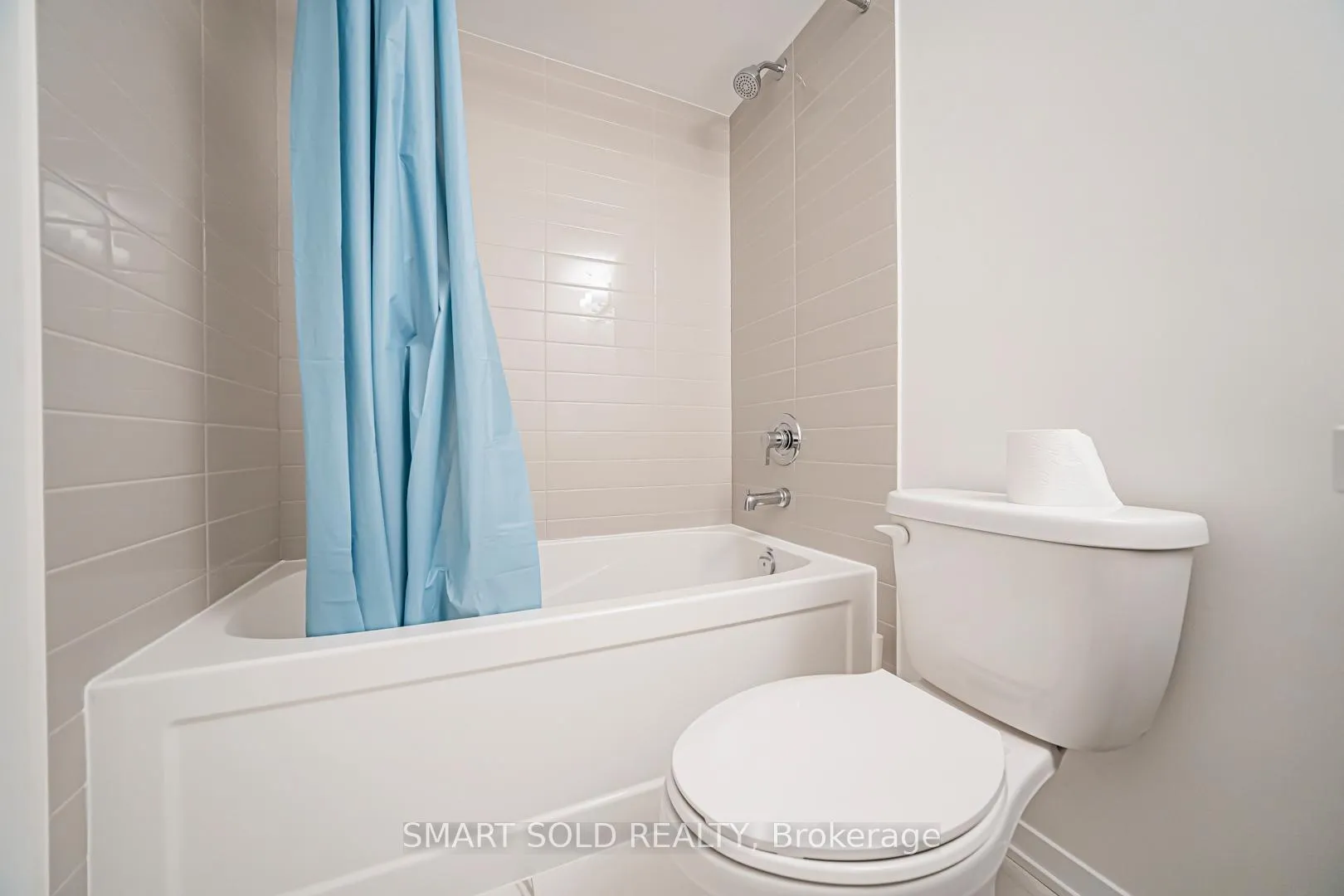 Photo 35 of Unit 239, 121 Honeycrisp Crescent, Vaughan, Vaughan Corporate Centre — HOMEH