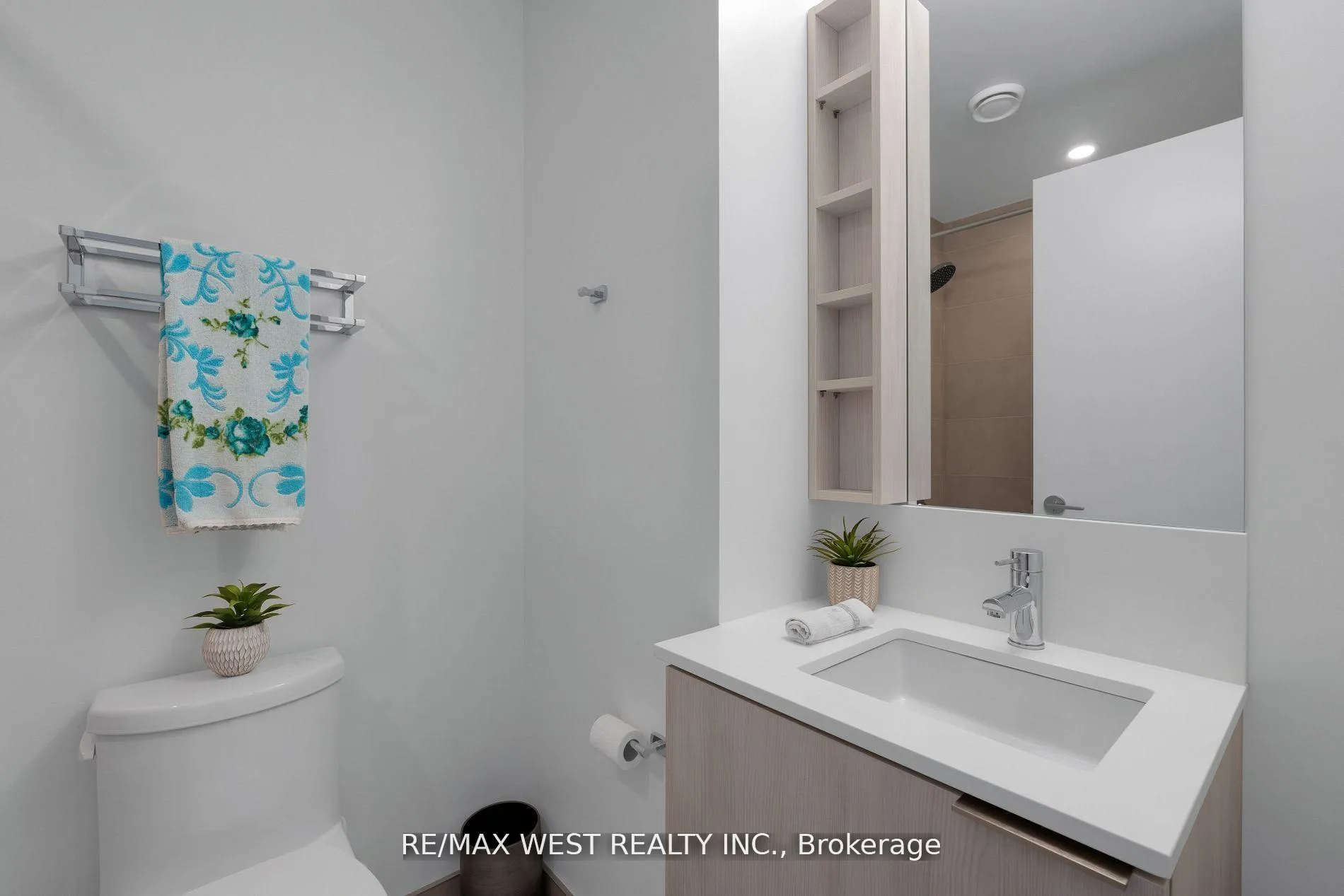Photo 16 of Unit 2203, 7890 Jane Street, Vaughan, Vaughan Corporate Centre — HOMEH