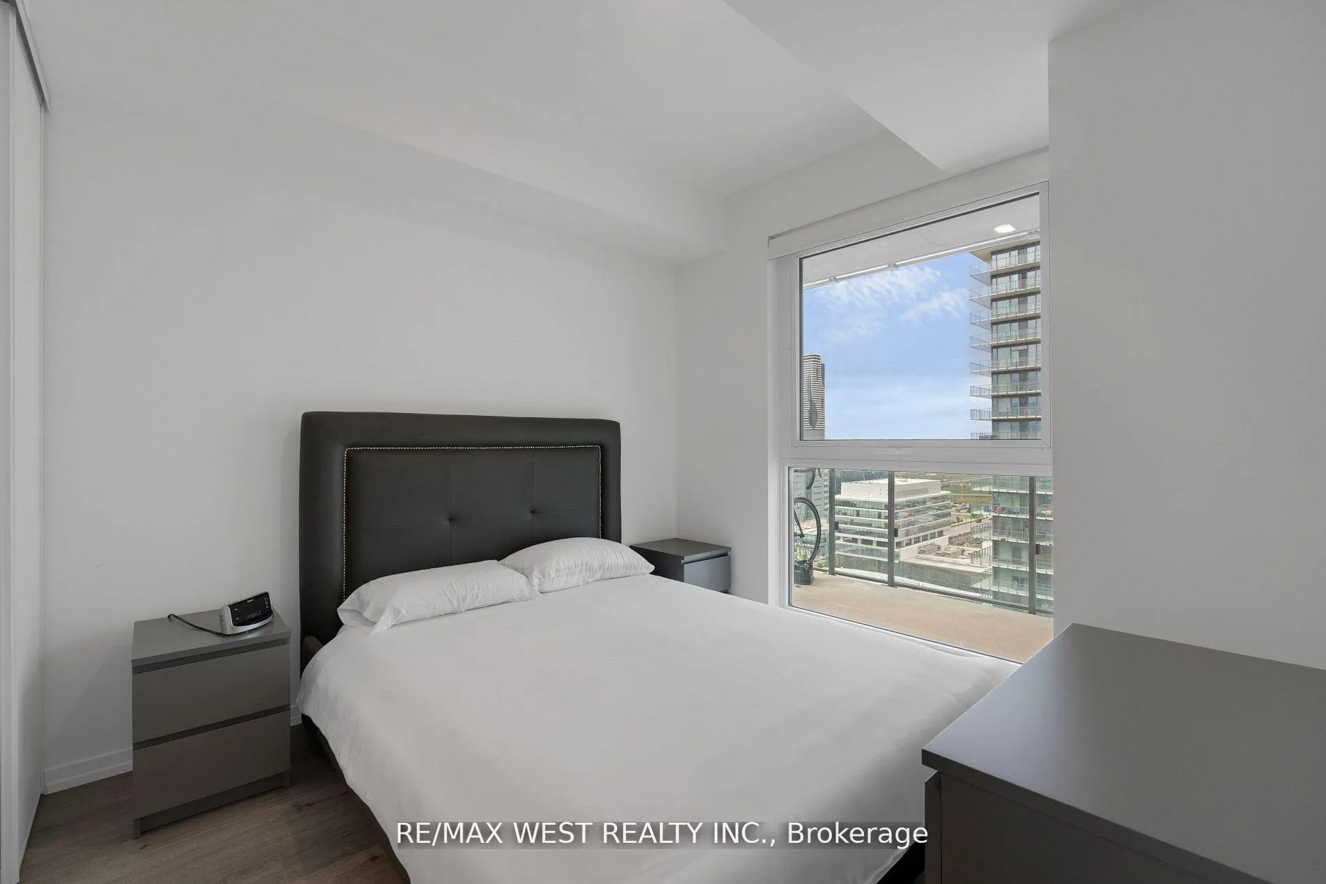 Photo 17 of Unit 2203, 7890 Jane Street, Vaughan, Vaughan Corporate Centre — HOMEH