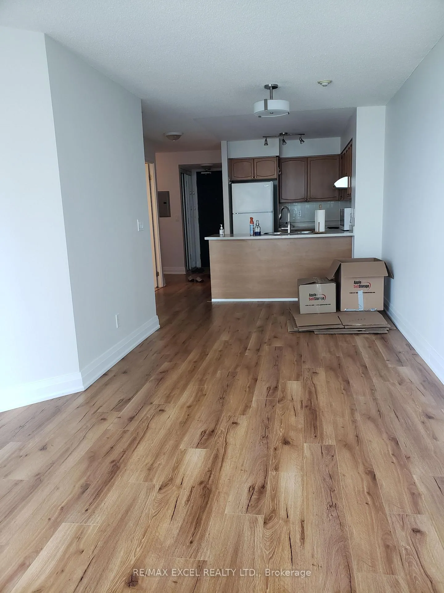 Photo 2 of Unit 1812, 231 Fort York Boulevard, Toronto, Niagara — HOMEH