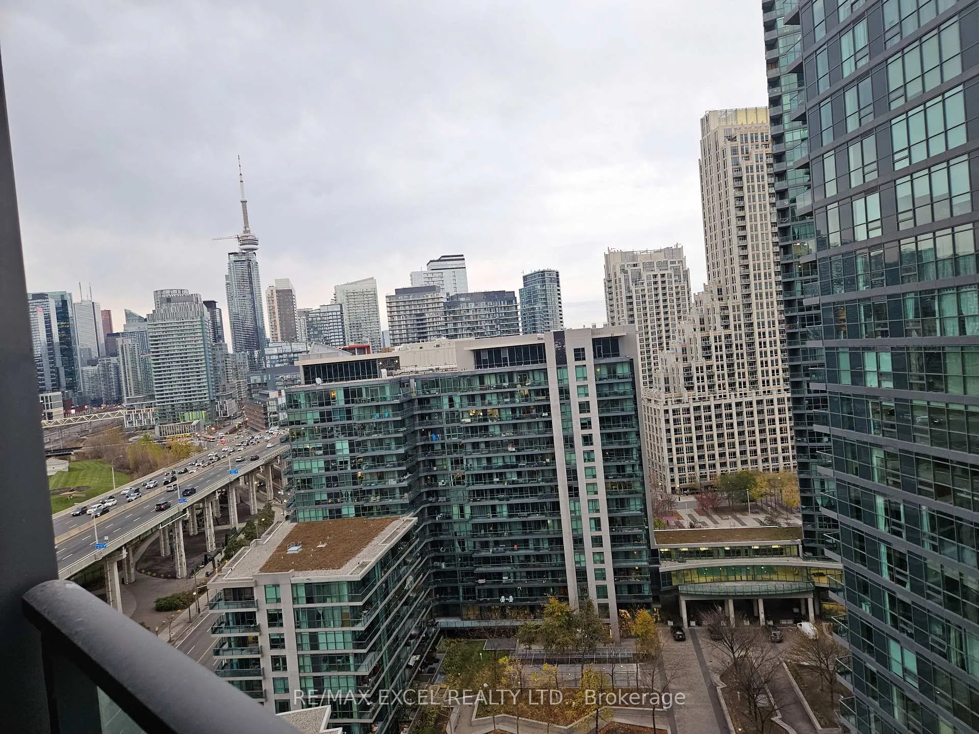 Photo 14 of Unit 1812, 231 Fort York Boulevard, Toronto, Niagara — HOMEH