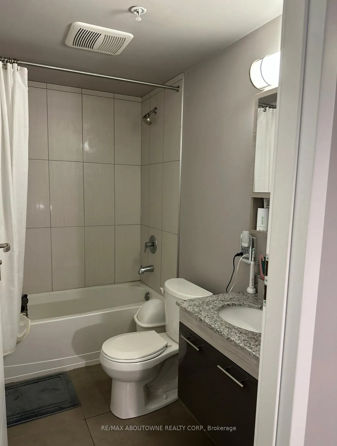 Photo 12 of Unit 204, 250 Albert Street, Waterloo, Beechwood/University — HOMEH