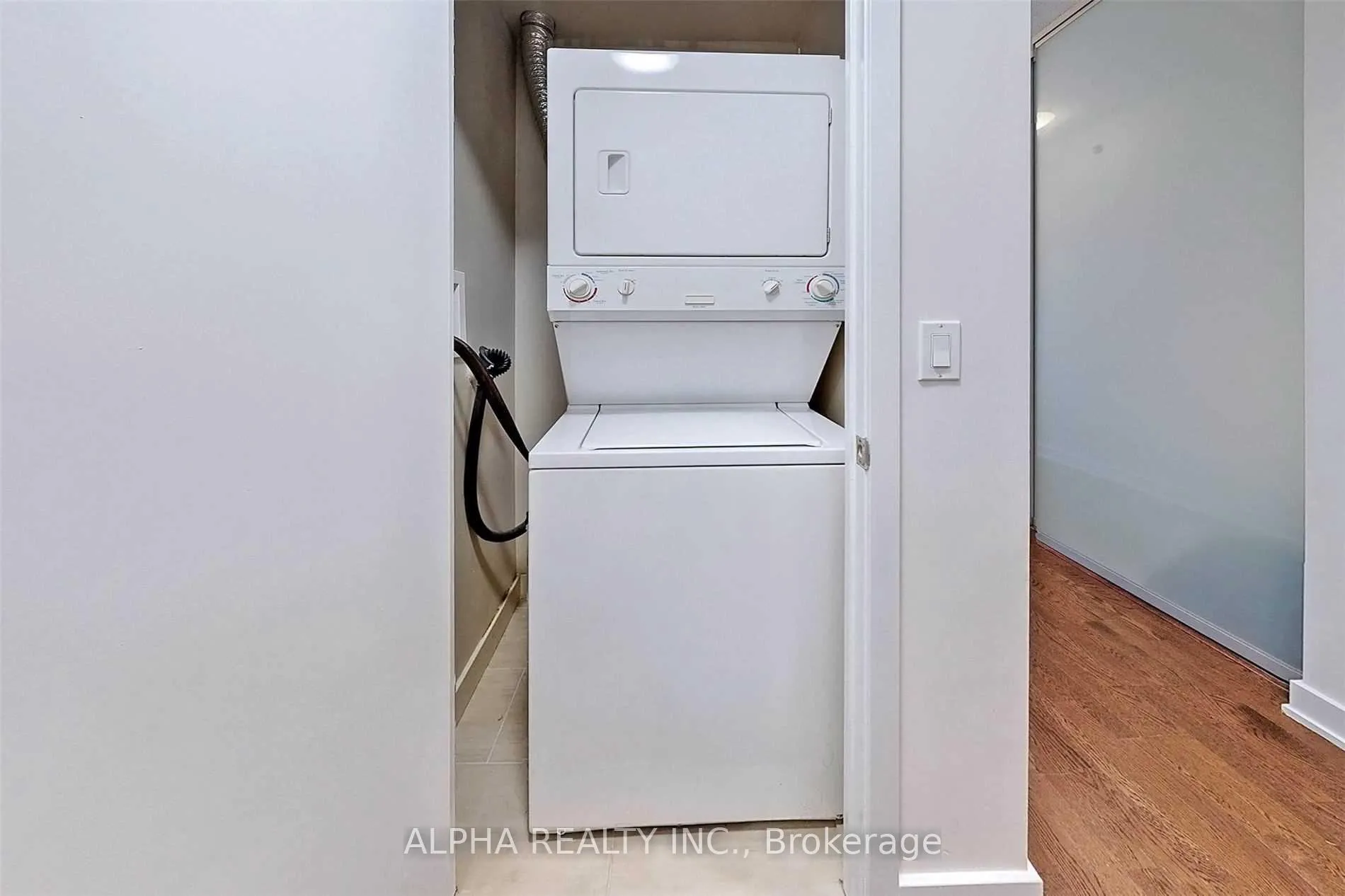 Photo 19 of Unit 731, 21 Nelson Street, Toronto, Waterfront Communities — HOMEH