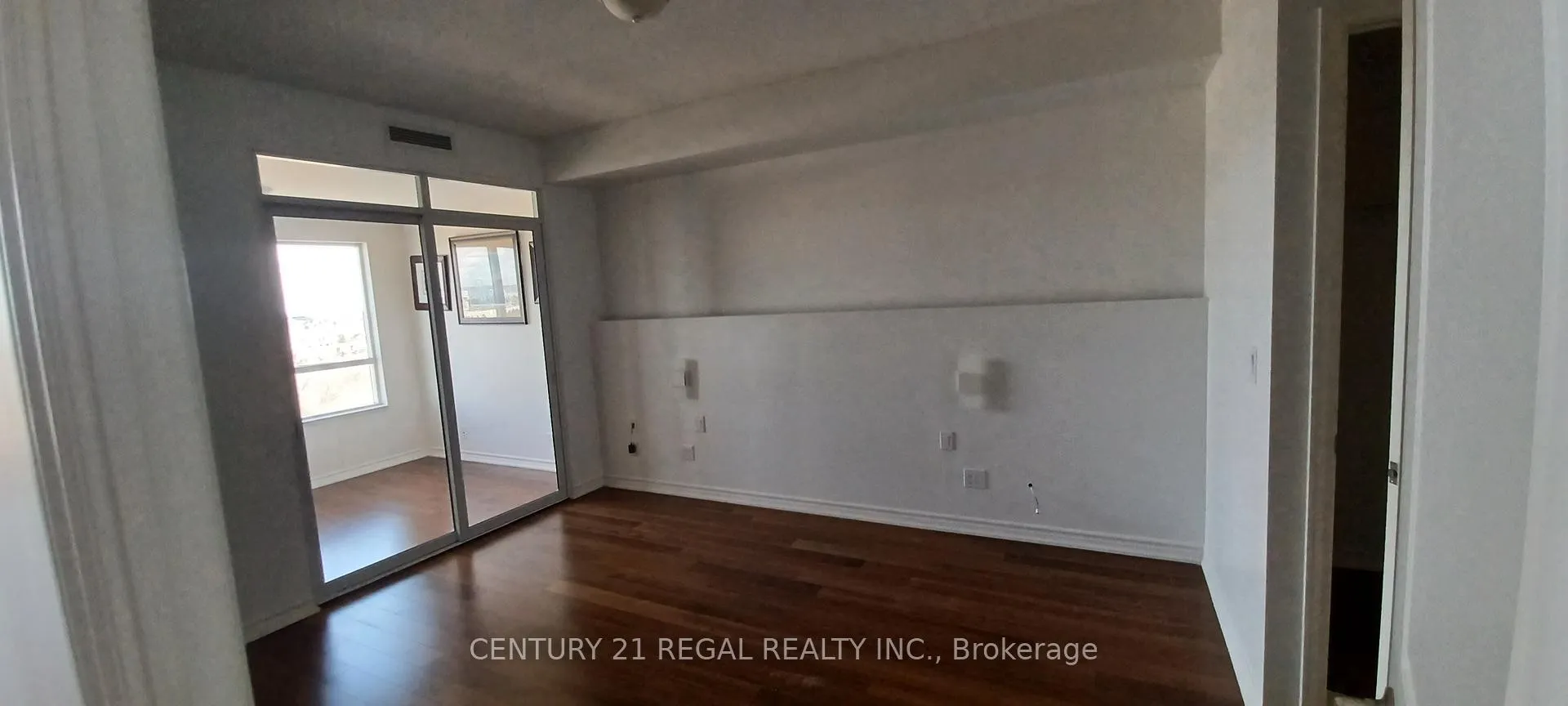 Photo 7 of Unit 1401, 9235 Jane Street, Vaughan, Maple — HOMEH