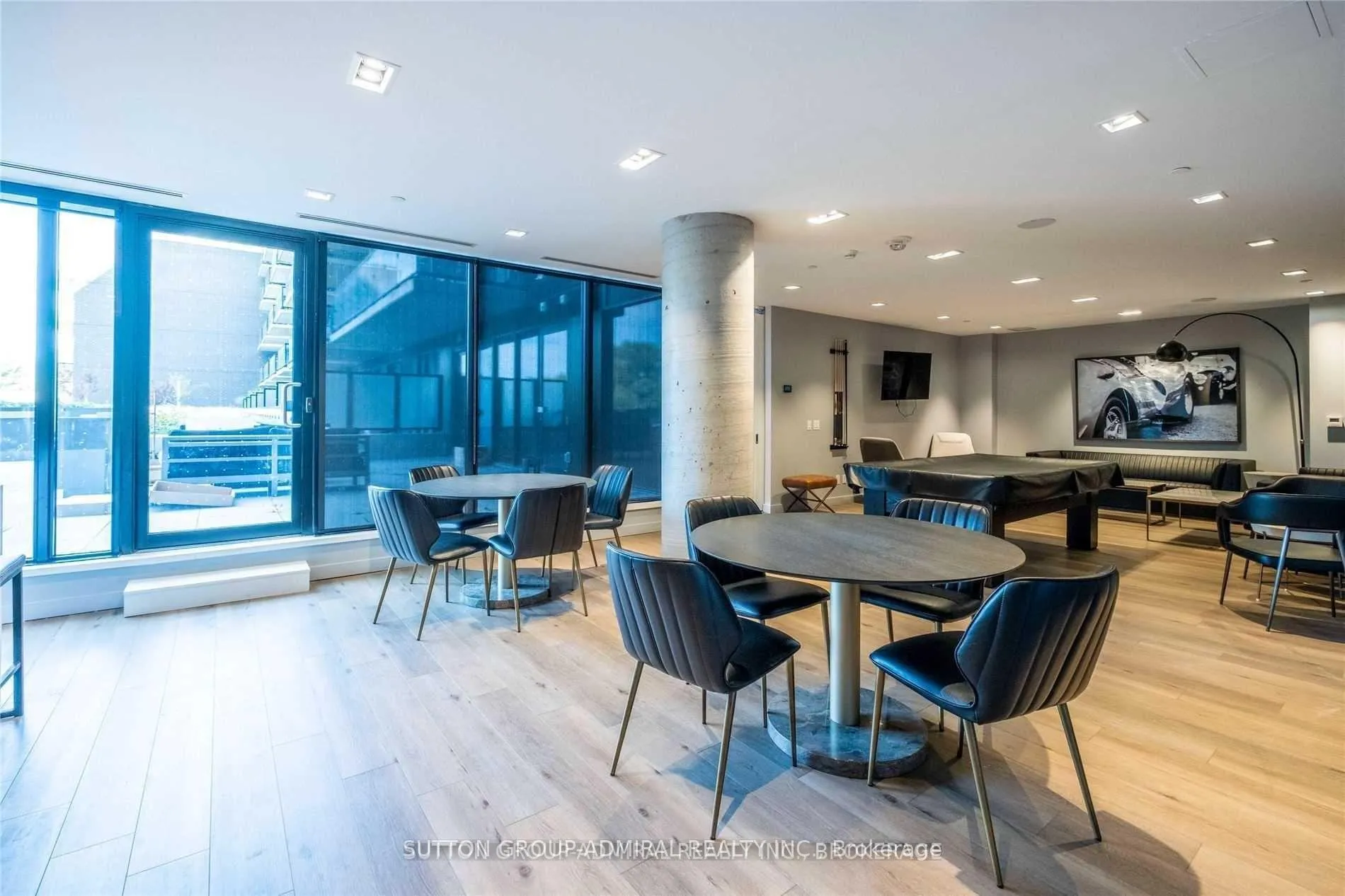Photo 10 of Unit 404, 7 Smith Crescent, Etobicoke, Stonegate-Queensway — HOMEH