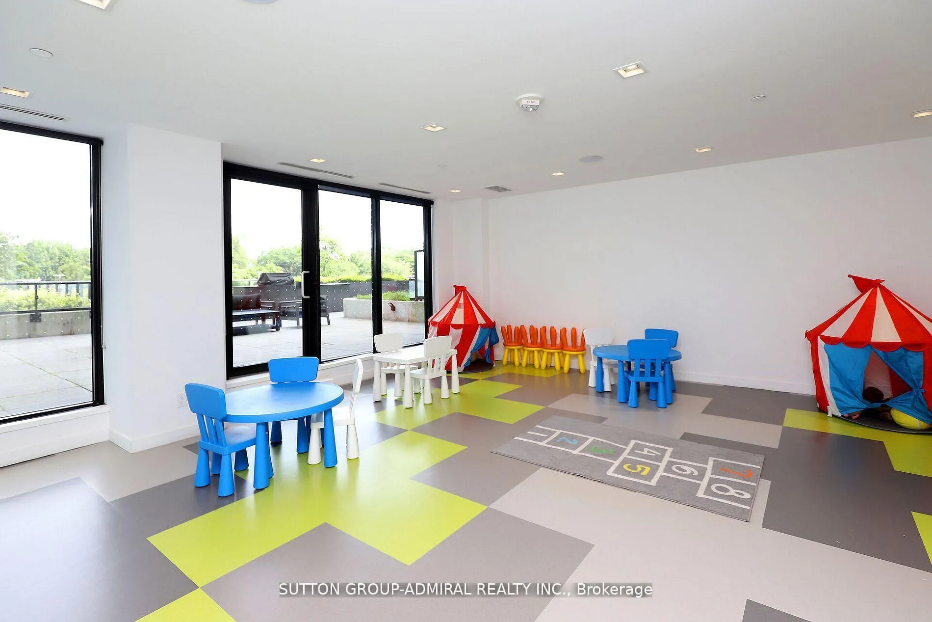 Photo 20 of Unit 404, 7 Smith Crescent, Etobicoke, Stonegate-Queensway — HOMEH