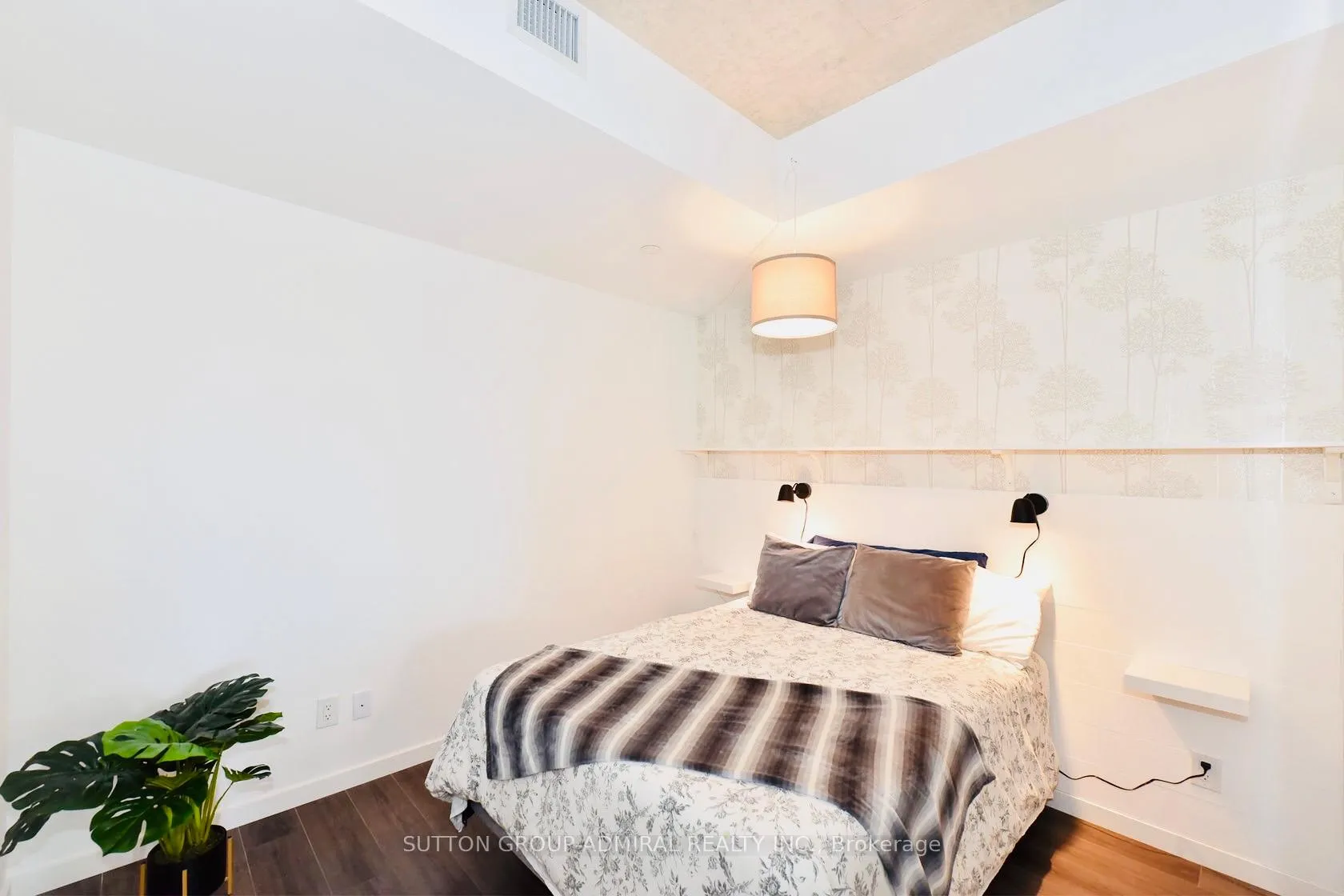 Photo 28 of Unit 404, 7 Smith Crescent, Etobicoke, Stonegate-Queensway — HOMEH