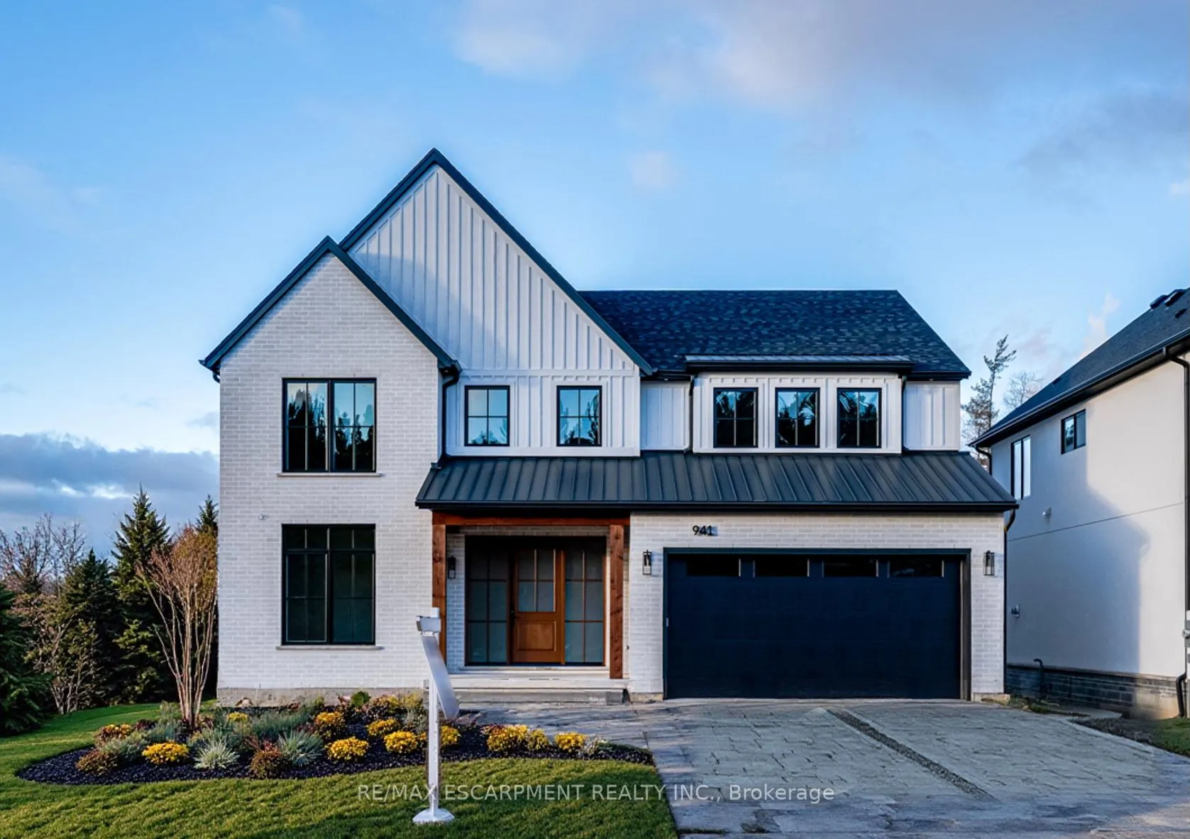 Front of 941 Old Mohawk Road