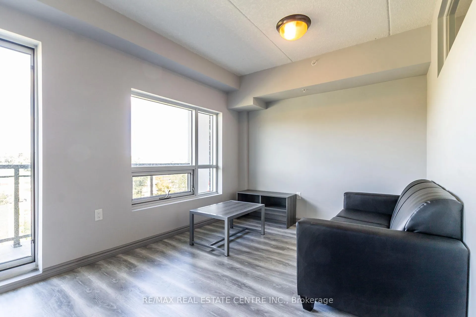 Photo 9 of Unit G409, 275 Larch Street, Waterloo, Lakeshore Village — HOMEH
