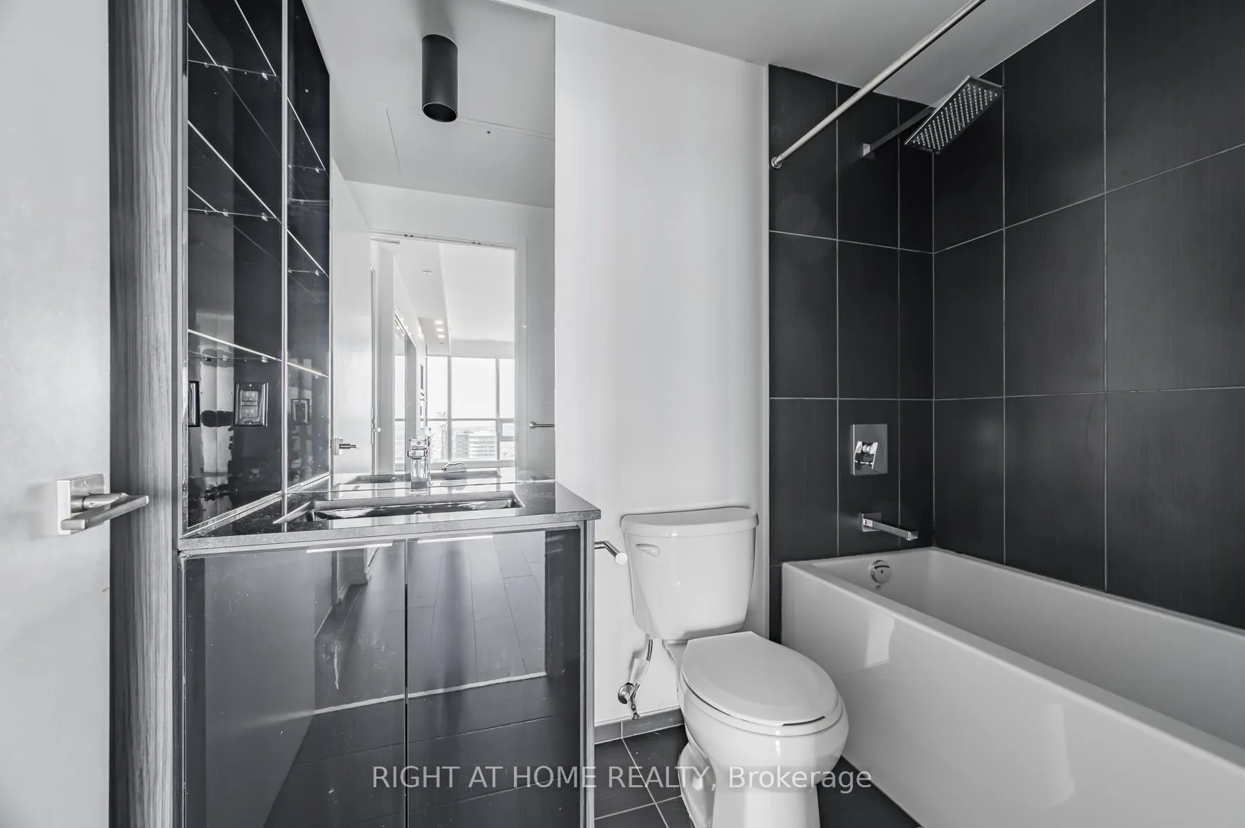 Photo 25 of Unit 5103, 70 Temperance Street, Toronto, Bay Street Corridor — HOMEH