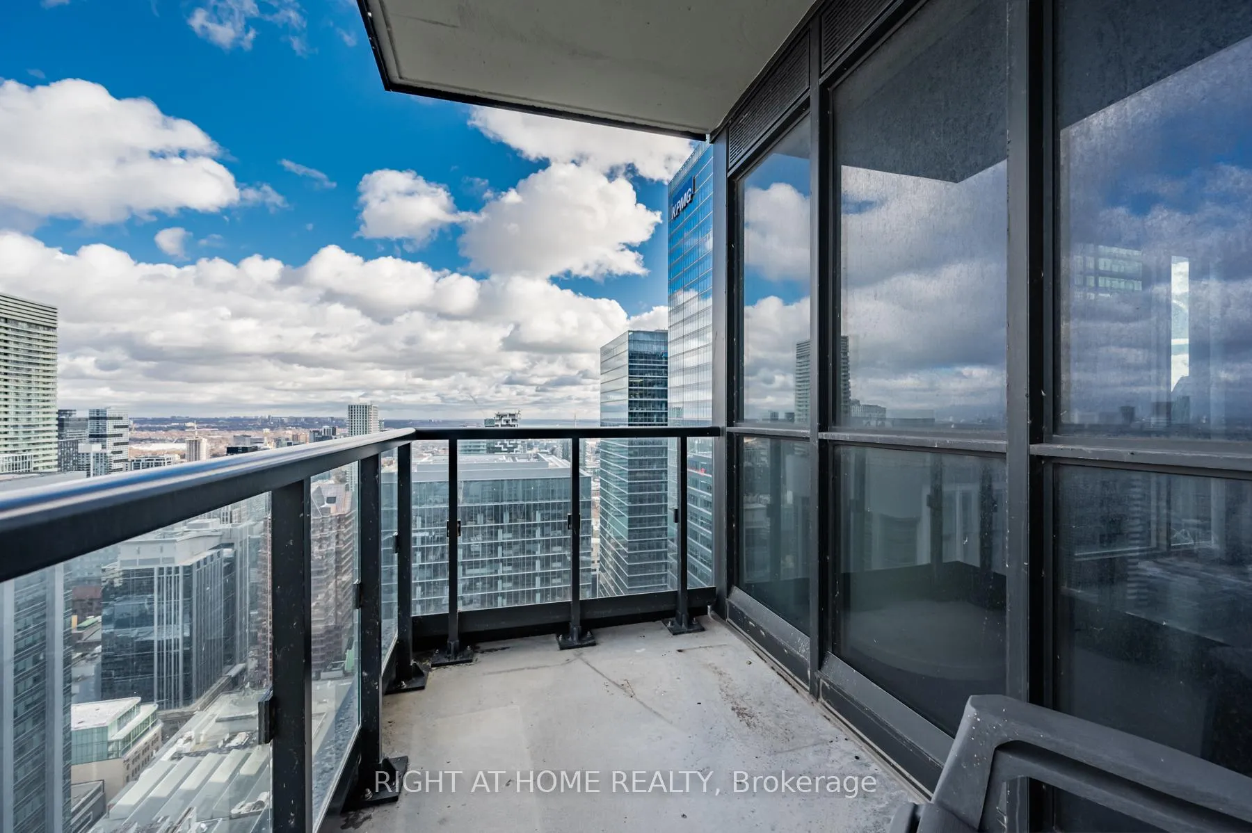 Photo 26 of Unit 5103, 70 Temperance Street, Toronto, Bay Street Corridor — HOMEH