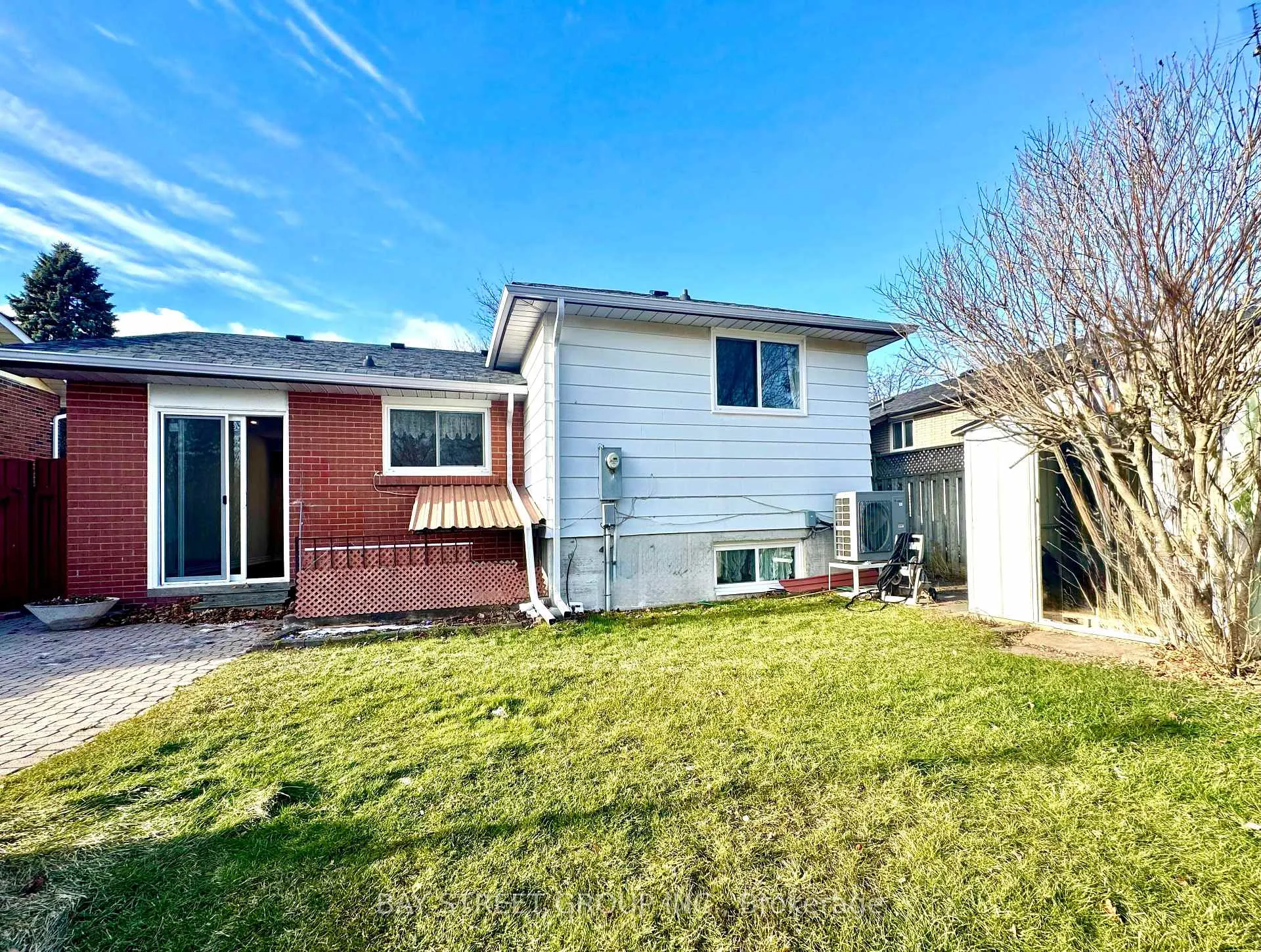 Photo 22 of 55 Taylor Road, Ajax, South East — HOMEH