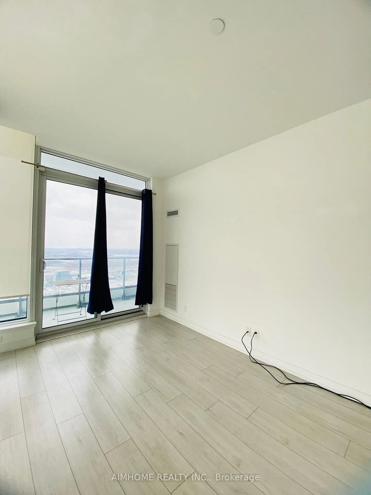 Photo 5 of Unit 5303, 5 Buttermill Avenue, Vaughan, Vaughan Corporate Centre — HOMEH