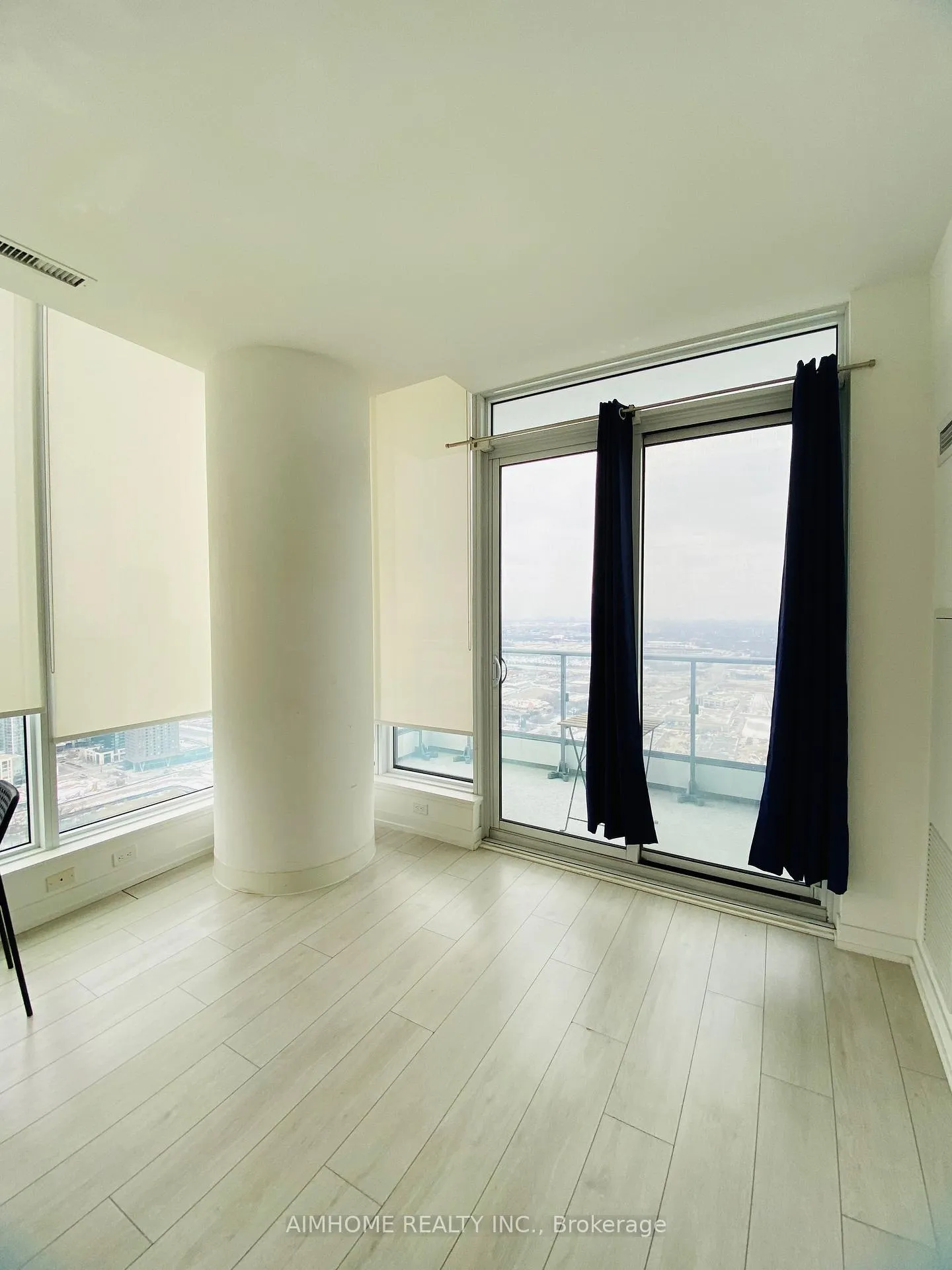 Photo 6 of Unit 5303, 5 Buttermill Avenue, Vaughan, Vaughan Corporate Centre — HOMEH