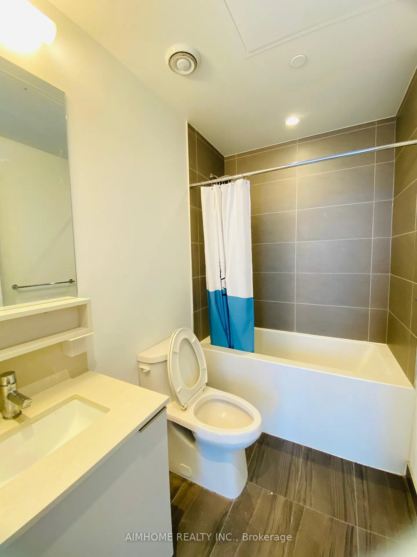 Photo 10 of Unit 5303, 5 Buttermill Avenue, Vaughan, Vaughan Corporate Centre — HOMEH