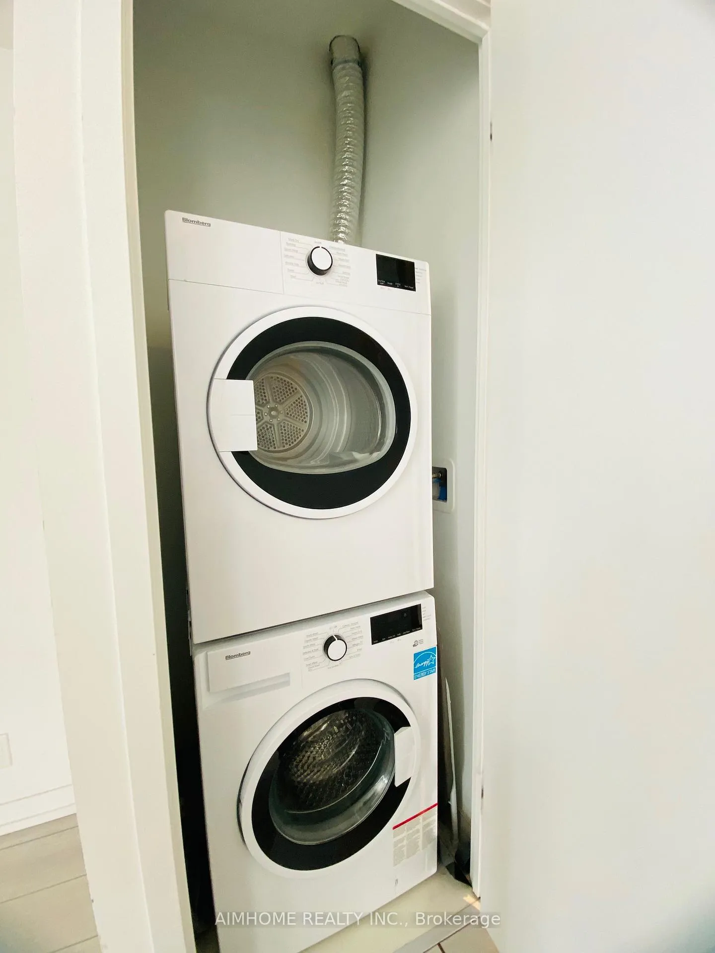 Photo 11 of Unit 5303, 5 Buttermill Avenue, Vaughan, Vaughan Corporate Centre — HOMEH