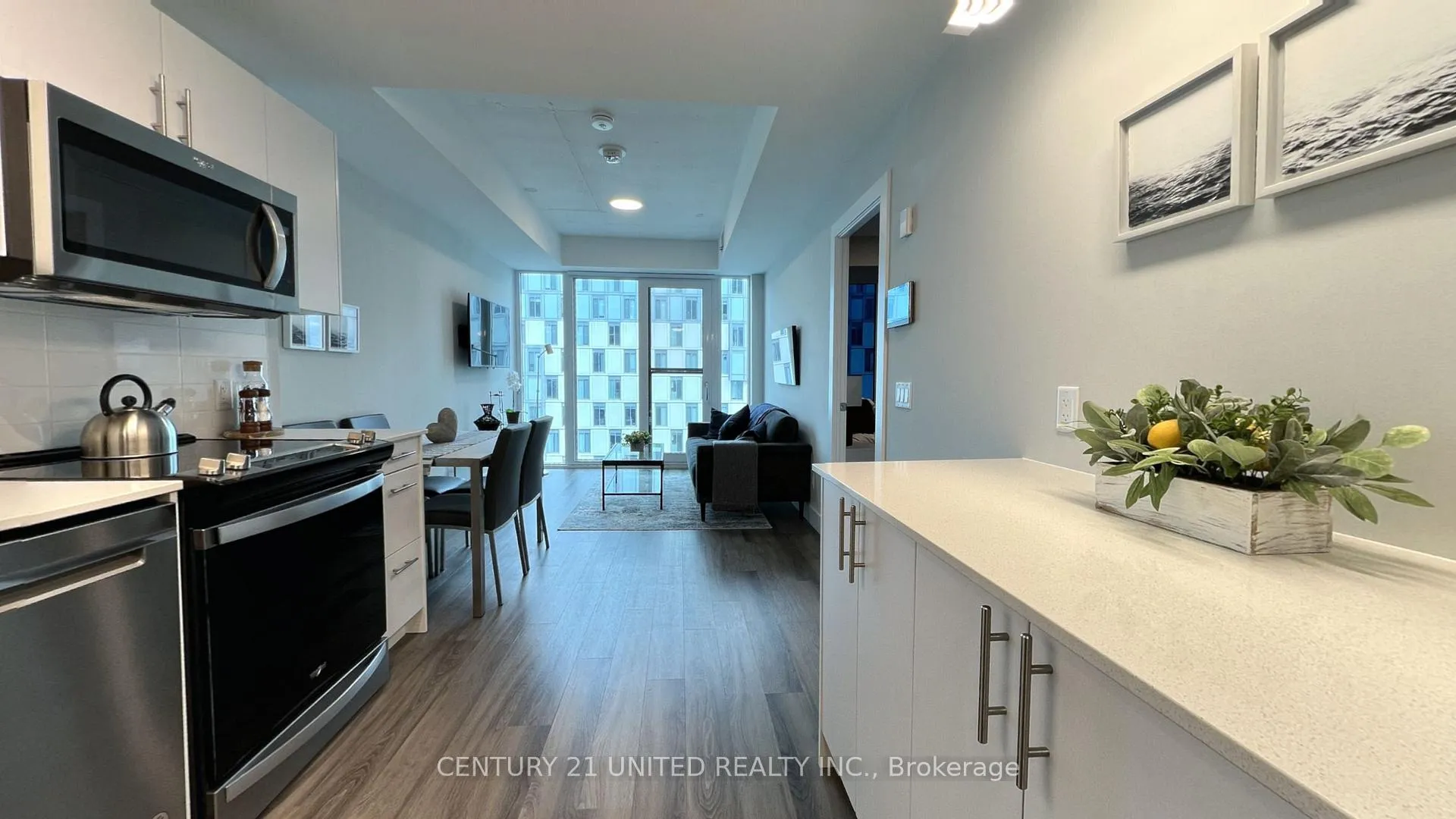 Photo 9 of Unit 821, 80 Bond Street E, Oshawa, Central — HOMEH