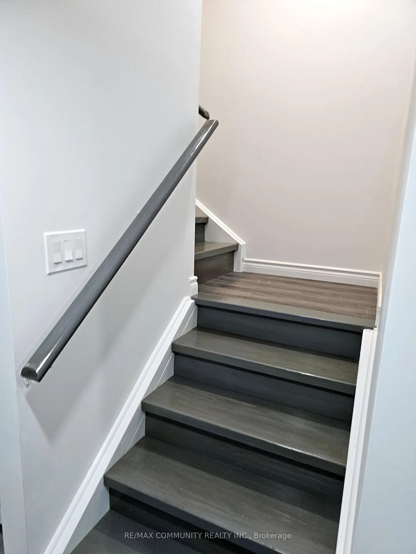 Photo 9 of Unit BASEMENT, 32 Liam Lane, Markham, Cedarwood — HOMEH