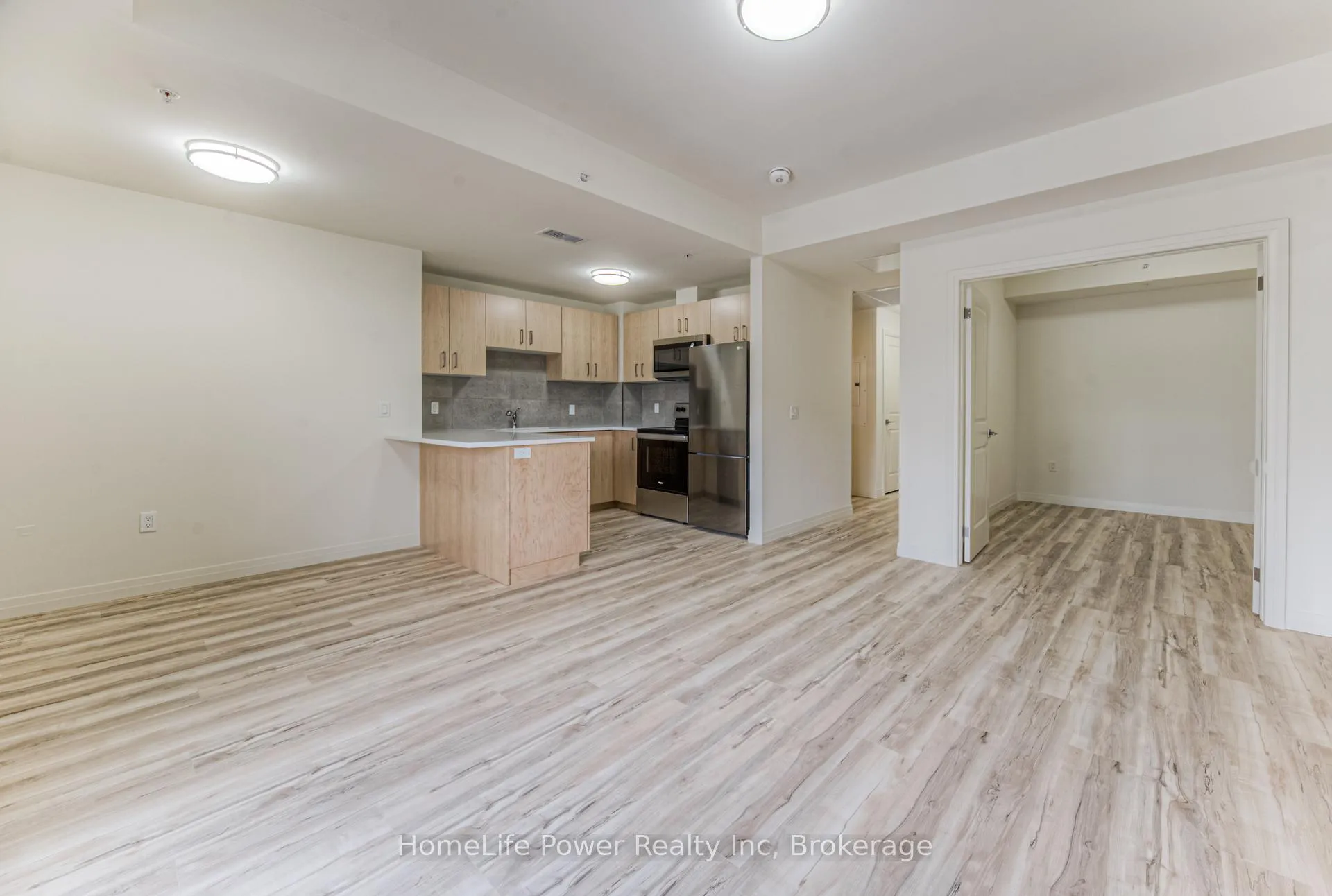Photo 18 of Unit 218, 301 Westmount Road, Kitchener — HOMEH