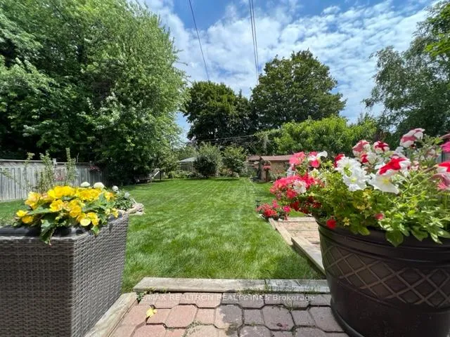 Photo 4 of 51 Perivale Crescent, Scarborough, Bendale — HOMEH