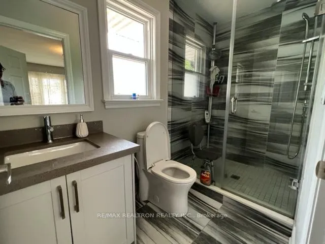 Photo 16 of 51 Perivale Crescent, Scarborough, Bendale — HOMEH