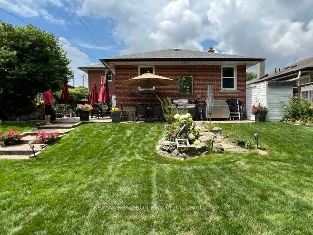 Photo 18 of 51 Perivale Crescent, Scarborough, Bendale — HOMEH