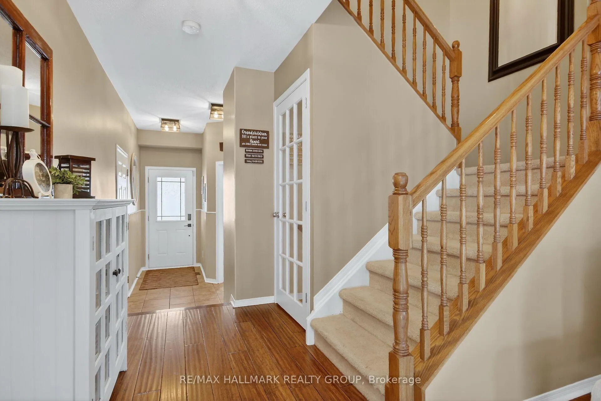 Photo 4 of 54 Charleston Street, Ottawa, Barrhaven - Strandherd — HOMEH