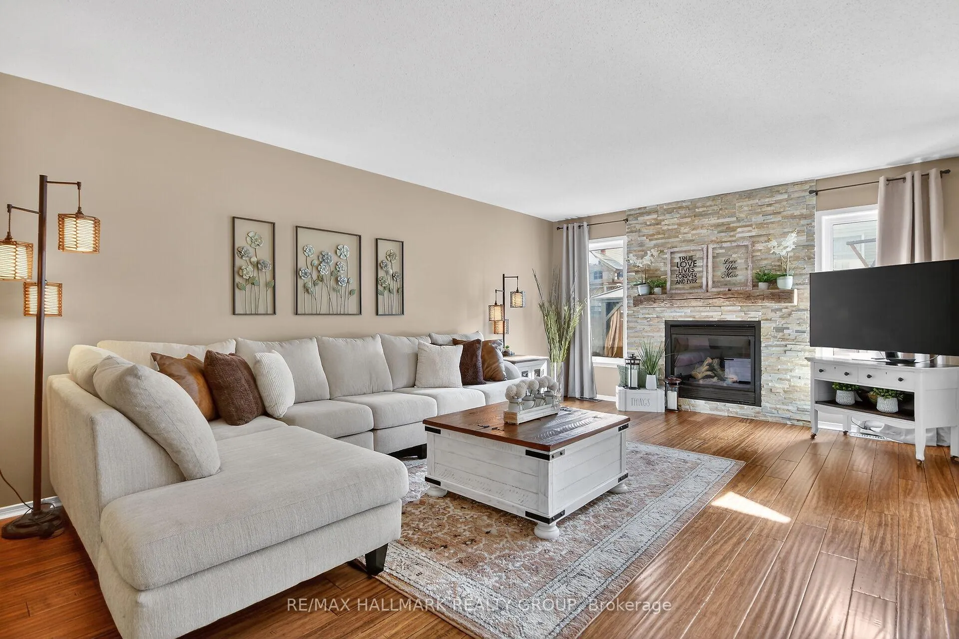 Photo 9 of 54 Charleston Street, Ottawa, Barrhaven - Strandherd — HOMEH