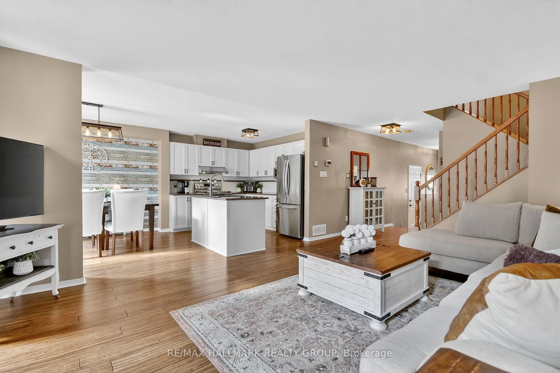 Photo 12 of 54 Charleston Street, Ottawa, Barrhaven - Strandherd — HOMEH