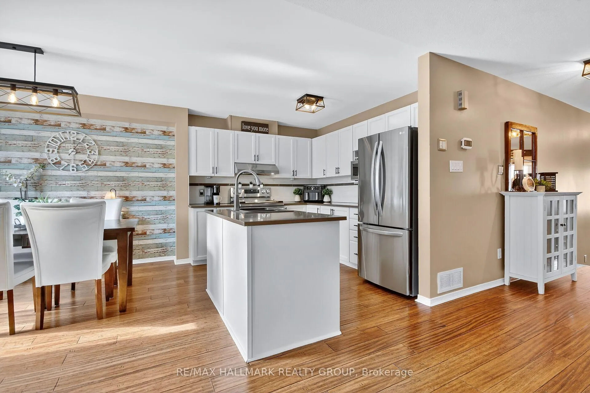 Photo 14 of 54 Charleston Street, Ottawa, Barrhaven - Strandherd — HOMEH