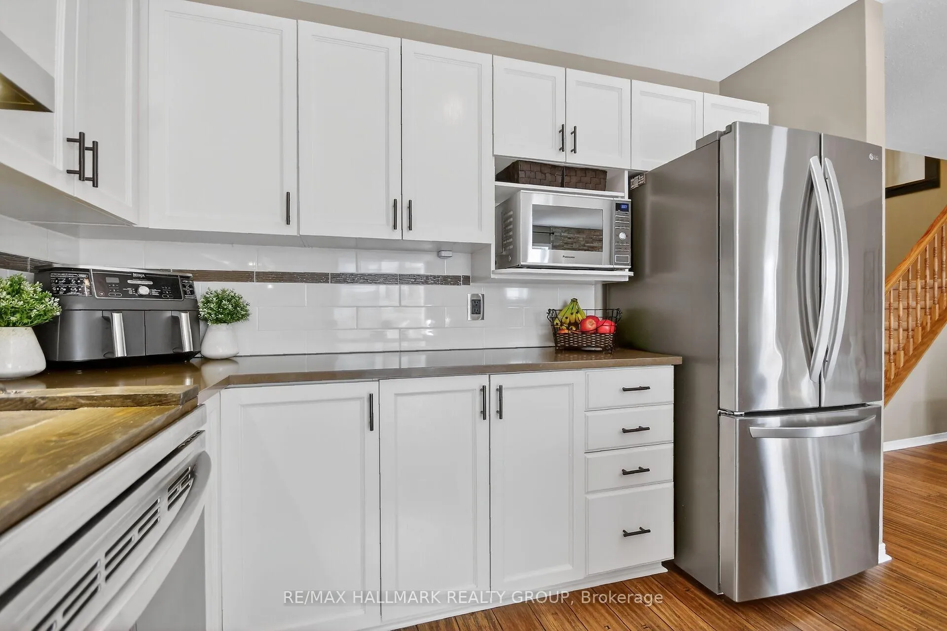 Photo 16 of 54 Charleston Street, Ottawa, Barrhaven - Strandherd — HOMEH