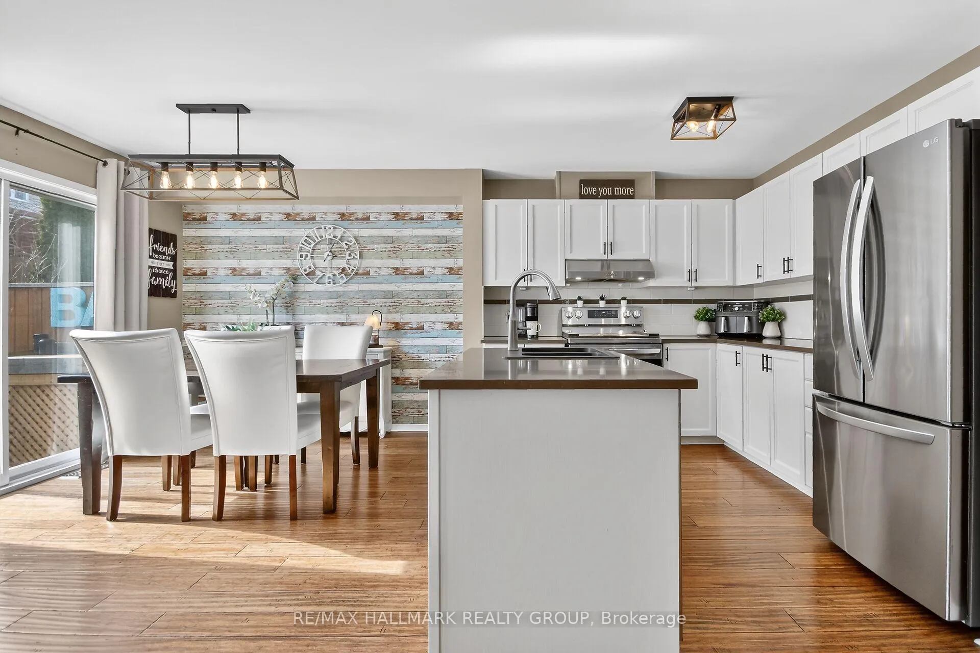 Photo 18 of 54 Charleston Street, Ottawa, Barrhaven - Strandherd — HOMEH